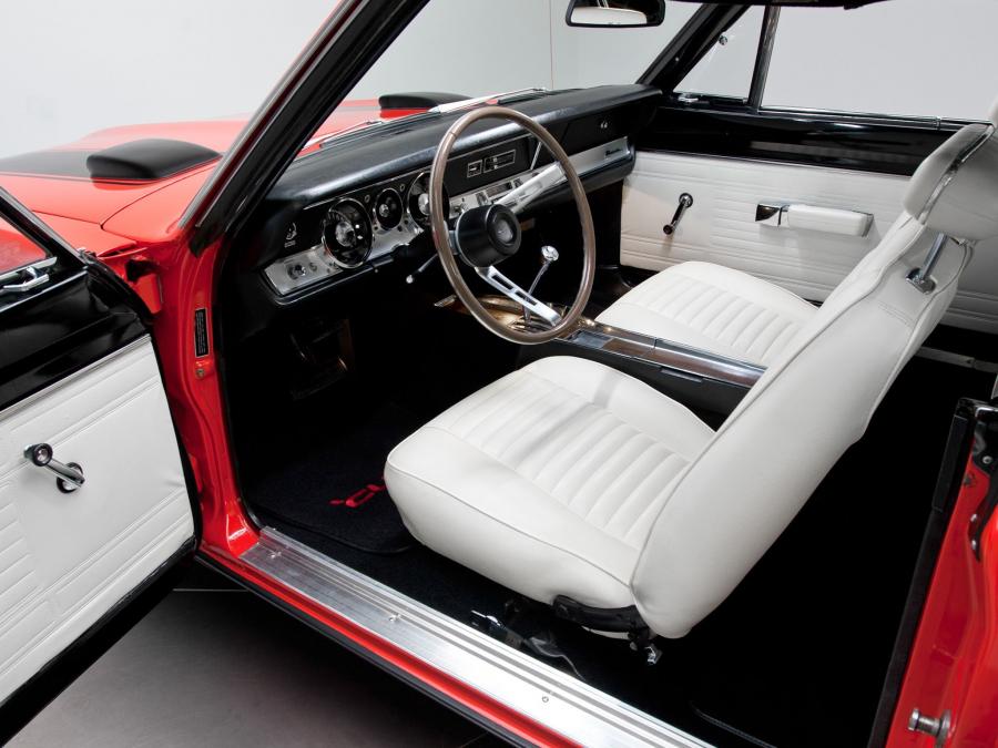  Plymouth &rsquo;Cuda 440 1969 года  (фото 2 из 7)